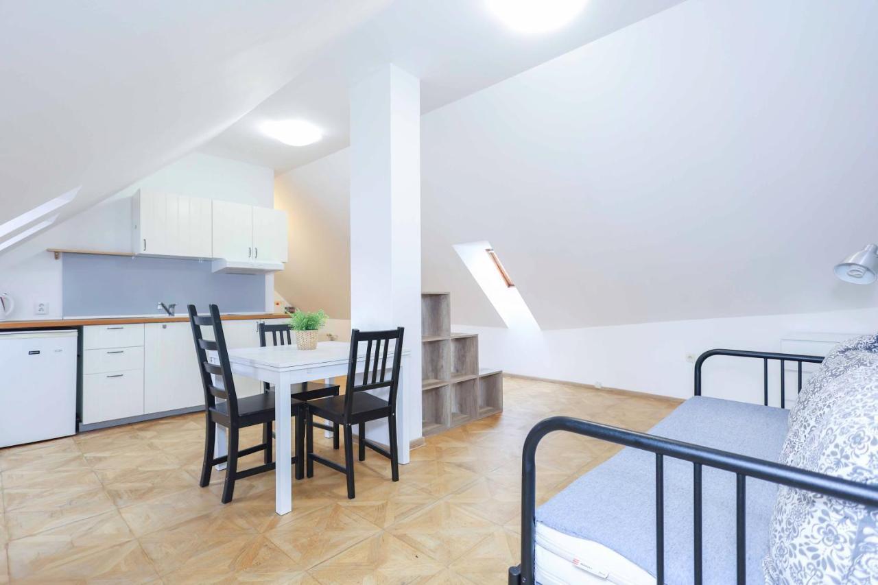 Beethoven Apartments ブラチスラヴァ エクステリア 写真
